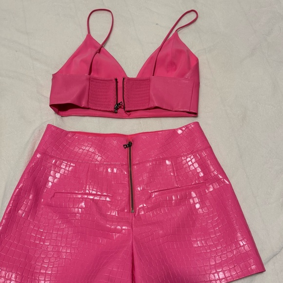 Alice & Olivia Set - Picture 5 of 6